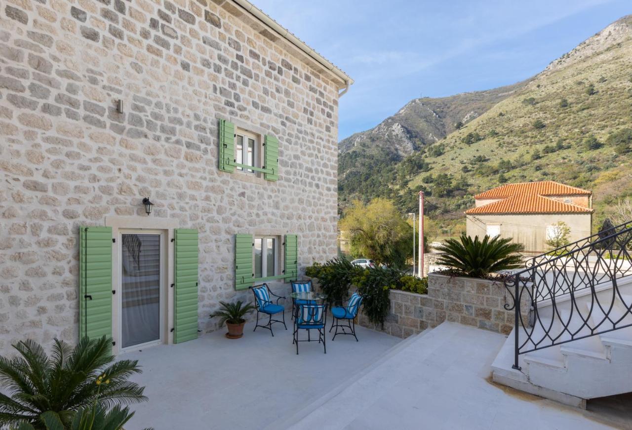 Hotel Libertas Kotor Exterior photo